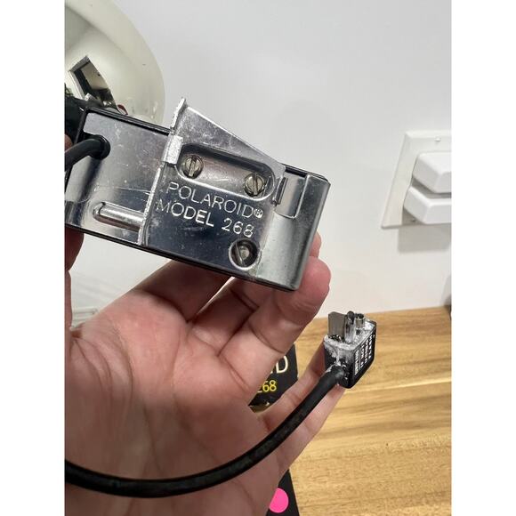 Vintage Polaroid Camera Flashgun #268 in Original Box & Papers - Picture 2 of 7